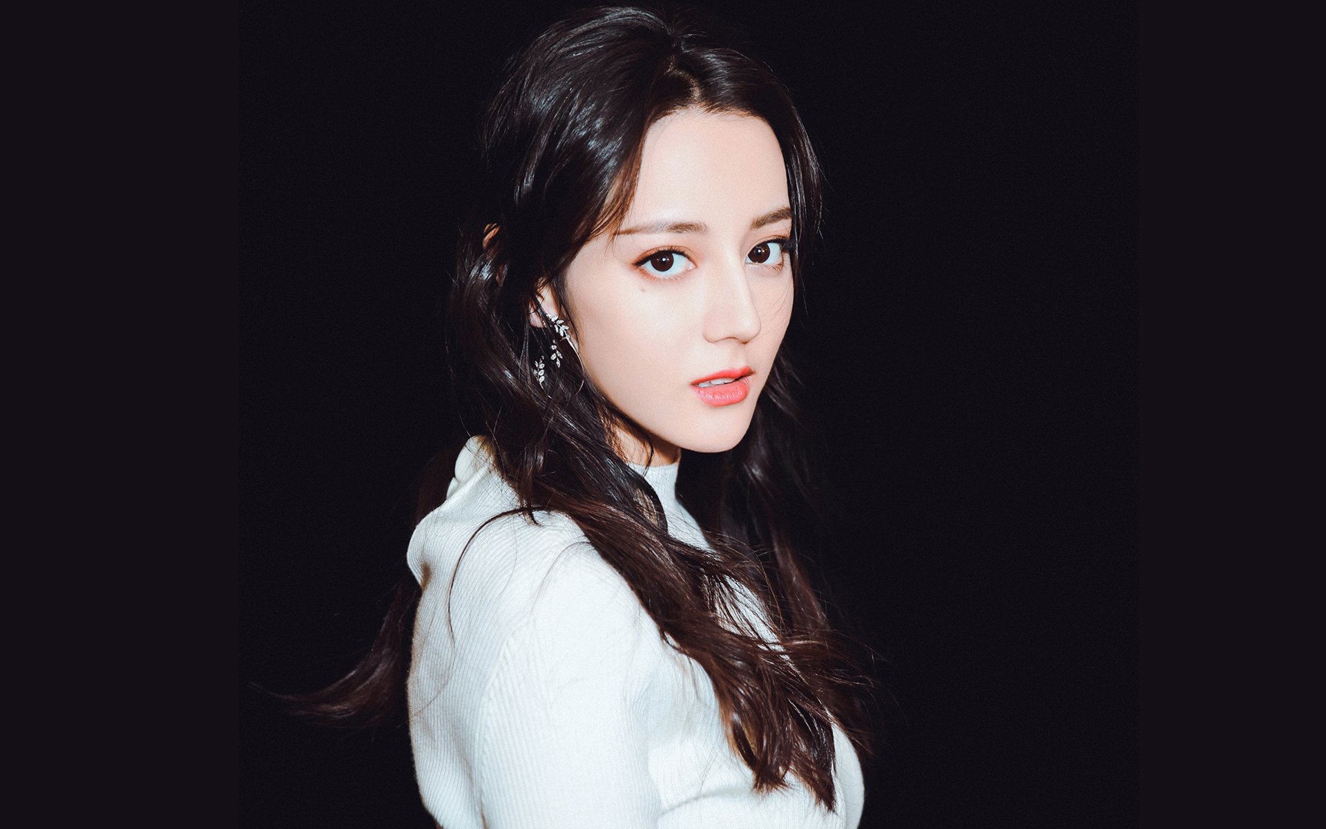 九游网游官网-瑞士马术协会引入智能马鞍系统,实现实时数据监测与分析,提升骑乘体验。