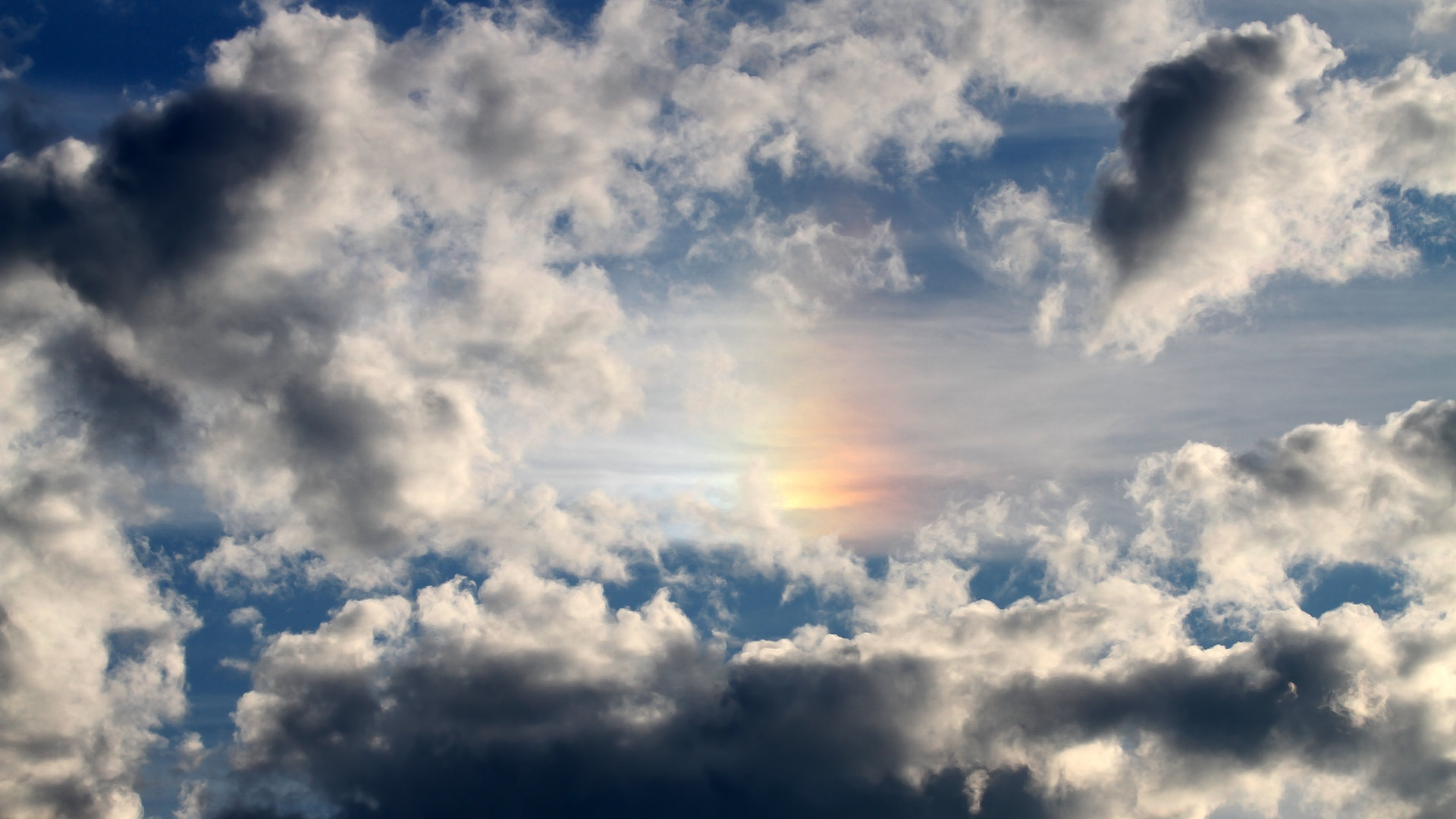 JIUYOU GAMING-新规则正式实施球员与裁判适应期成为比赛控制的关键，规定裁判员与谁一起控制比赛